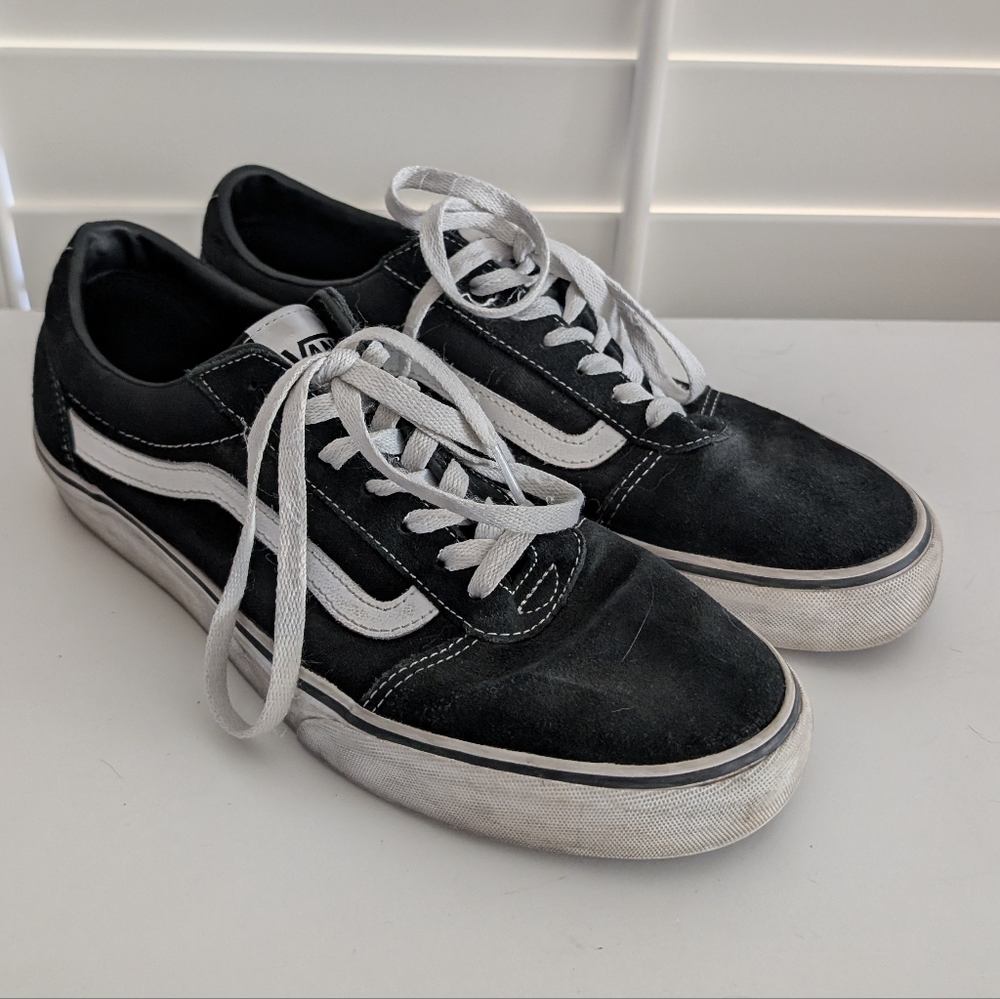 Vans Classic Old Skool Black and White Men's Sneakers
